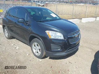 2016 Chevrolet Trax LS z VIN KL7CJNSB0GB695291, wystawiony jako IAAI lot #42084188 z przebiegiem 139 545 mil mil oraz . Historia ofert i sprzedaży dostępna na DreamBid. Obrazek 1.