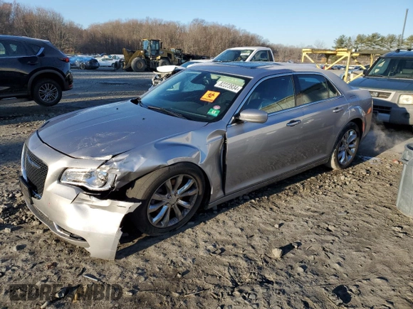 2016 Chrysler 300 Limited with VIN 2C3CCARG4GH344211, listed as a Copart auction lot 82223934 with 88,347 mi miles and Salvage Title. Bid and sale history available at DreamBid. Image 1.