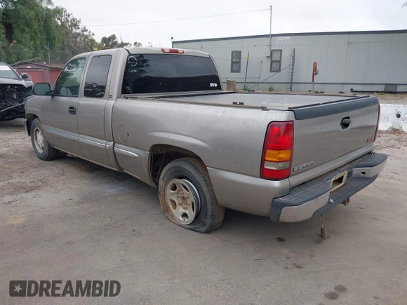 2001 GMC Sierra 1500 SLE z VIN 2GTEC19V711120871, wystawiony jako IAAI lot #42093793 z przebiegiem 271 247 mil mil oraz . Historia ofert i sprzedaży dostępna na DreamBid. Obrazek 3.