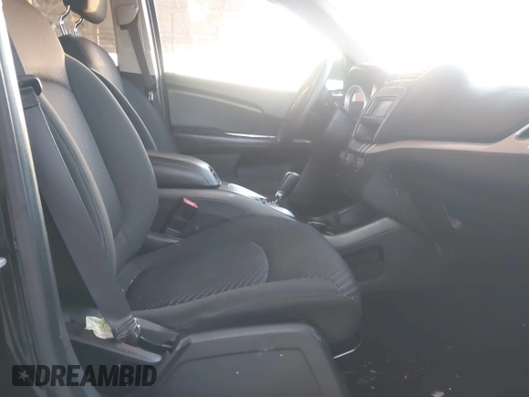 2019 Dodge Journey SE Value with VIN 3C4PDCAB0KT870096, listed as a IAAI auction lot 42270752 with 67,314 mi miles and . Bid and sale history available at DreamBid. Image 5.