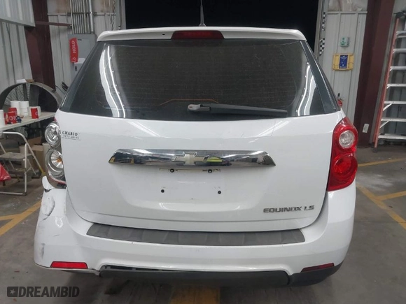 2010 Chevrolet Equinox LS with VIN 2CNALBEWXA6266571, listed as a IAAI auction lot 41835945 with 190,970 mi miles. Bid and sale history available at carsss.com. Image 16.