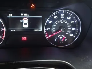 2023 Kia Forte GT-Line z VIN 3KPF54AD9PE621839, wystawiony jako IAAI lot #42219283 z przebiegiem 28 639 mil mil oraz . Historia ofert i sprzedaży dostępna na DreamBid. Obrazek 7.