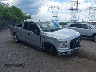 2017 Ford F-150 XL z VIN 1FTEX1EP5HFC32258, wystawiony jako IAAI lot #42224816 z przebiegiem 68 263 mil mil oraz . Historia ofert i sprzedaży dostępna na DreamBid. Obrazek 1.