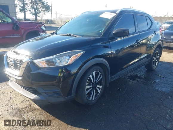 2019 Nissan Kicks SV z VIN 3N1CP5CU9KL568079, wystawiony jako IAAI lot #41219531 z przebiegiem 140 033 mil mil oraz . Historia ofert i sprzedaży dostępna na DreamBid. Obrazek 19.