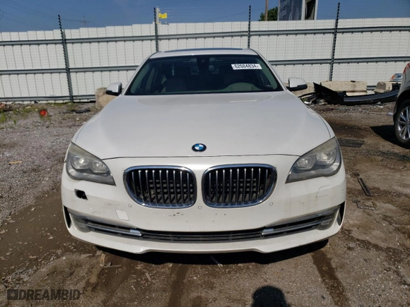 2013 BMW 7 Series 750Li xDrive with VIN WBAYF8C57DD141067, listed as a Copart auction lot 62604834 with 151,987 mi miles and Clean Title. Bid and sale history available at carsss.com. Image 5.