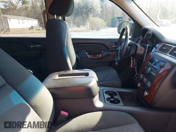 2012 Chevrolet Tahoe LS с VIN 1GNSCAE06CR257864, выставлен на аукционе IAAI как лот 41603944 с пробегом 246 136 миль миль и . История ставок и продаж доступна на DreamBid. Изображение 5.