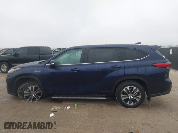 2022 Toyota Highlander XLE z VIN 5TDGZRAH5NS559562, wystawiony jako IAAI lot #41540293 z przebiegiem 36 421 mil mil oraz . Historia ofert i sprzedaży dostępna na DreamBid. Obrazek 14.
