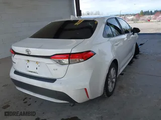 2020 Toyota Corolla LE with VIN JTDHPRAE6LJ056116, listed as a IAAI auction lot 41906804 with 43,634 mi miles. Bid and sale history available at carsss.com. Image 4.