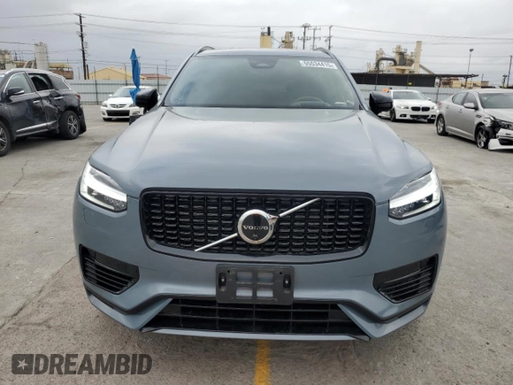 2023 Volvo XC90 Ultimate Dark Theme with VIN YV4H60CX0P1994032, listed as a Copart auction lot 55534415 with 17,582 mi miles and Salvage title. Bid and sale history available at DreamBid. Image 5.