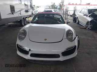 2015 Porsche 911 Turbo with VIN WP0CD2A9XFS178490, listed as a IAAI auction lot 41383315 with 14,345 mi miles. Bid and sale history available at carsss.com. Image 11.