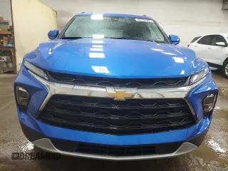 2025 Chevrolet Blazer LT with VIN 3GNKBHR45SS107121, listed as a Copart auction lot 53130305 with 1,401 mi miles and Salvage title. Bid and sale history available at DreamBid. Image 5.