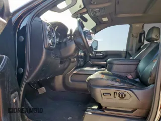2020 GMC Sierra 3500HD AT4 z VIN 1GT49VEY7LF315026, wystawiony jako Copart lot #51613555 z przebiegiem 160 533 mil mil oraz Szkoda całkowita • Salvage title. Historia ofert i sprzedaży dostępna na DreamBid. Obrazek 7.