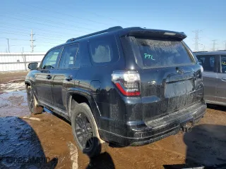 2020 Toyota 4Runner SR5 with VIN JTEBU5JR3L5752172, listed as a Copart auction lot 46652925 with 25,048 mi miles and Salvage Title. Bid and sale history available at carsss.com. Image 2.