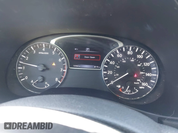 2017 Nissan Pathfinder S with VIN 5N1DR2MN1HC673409, listed as a IAAI auction lot 41992057 with 132,562 mi miles and . Bid and sale history available at DreamBid. Image 7.