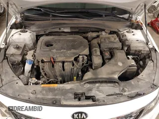 2019 Kia Optima LX with VIN 5XXGT4L38KG369502, listed as a IAAI auction lot 39820086 with 117,802 mi miles. Bid and sale history available at carsss.com. Image 10.