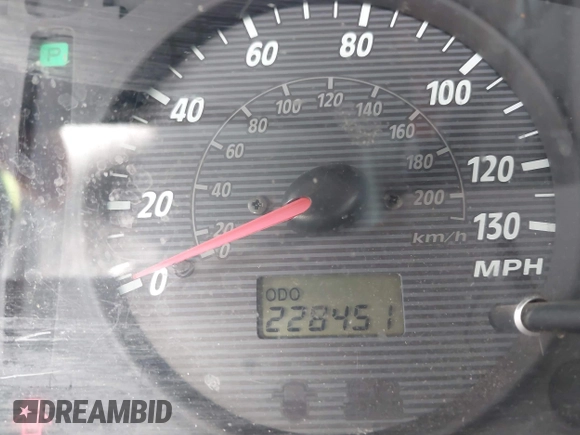 2002 Hyundai Santa Fe GLS with VIN KM8SC73D62U209998, listed as a IAAI auction lot 41915060 with 228,451 mi miles. Bid and sale history available at carsss.com. Image 15.