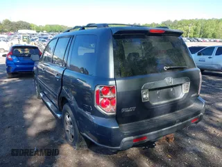 2006 Honda Pilot EX-L with VIN 2HKYF18586H556169, listed as a IAAI auction lot 42031231 with 260,963 mi miles and . Bid and sale history available at DreamBid. Image 3.