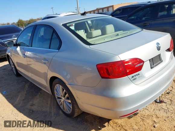 2011 Volkswagen Jetta SEL with VIN 3VWLX7AJ6BM330148, listed as a IAAI auction lot 41663551 with 128,673 mi miles and . Bid and sale history available at DreamBid. Image 3.