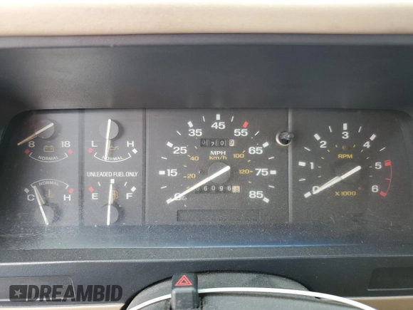 1992 Ford Explorer Eddie Bauer z VIN 1FMDU32X8NUB83368, wystawiony jako Copart lot #70852604 z przebiegiem 660 968 mil mil oraz Szkoda całkowita • Salvage title. Historia ofert i sprzedaży dostępna na DreamBid. Obrazek 9.