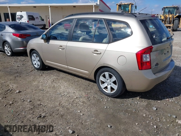2008 Kia Rondo EX with VIN KNAFG526387162838, listed as a IAAI auction lot 41401947 with 187,062 mi miles. Bid and sale history available at carsss.com. Image 3.