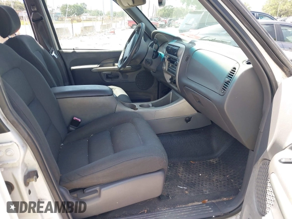 2002 Ford Explorer Sport Trac Value с VIN 1FMZU77E22UD24886, выставлен на аукционе IAAI как лот 42361154 с пробегом 240 972 миль миль и . История ставок и продаж доступна на DreamBid. Изображение 5.