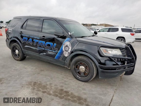 2016 Ford Police Interceptor Utility z VIN 1FM5K8AR5GGD16437, wystawiony jako Copart lot #55273485 z przebiegiem 134 199 mil mil oraz Czysty tytuł • Clean title. Historia ofert i sprzedaży dostępna na DreamBid. Obrazek 4.