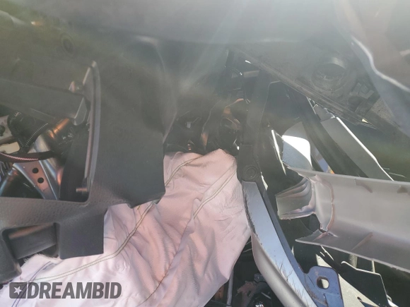 2022 Toyota Camry Hybrid XSE z VIN 4T1K31AKXNU595764, wystawiony jako Copart lot #88411245 z przebiegiem Nie podano mil oraz Szkoda całkowita • Salvage title. Historia ofert i sprzedaży dostępna na DreamBid. Obrazek 9.