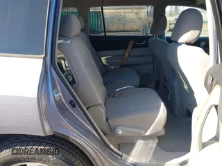 2009 Toyota Highlander Hybrid with VIN JTEEW41A092032916, listed as a IAAI auction lot 41646678 with 75,858 mi miles. Bid and sale history available at carsss.com. Image 8.