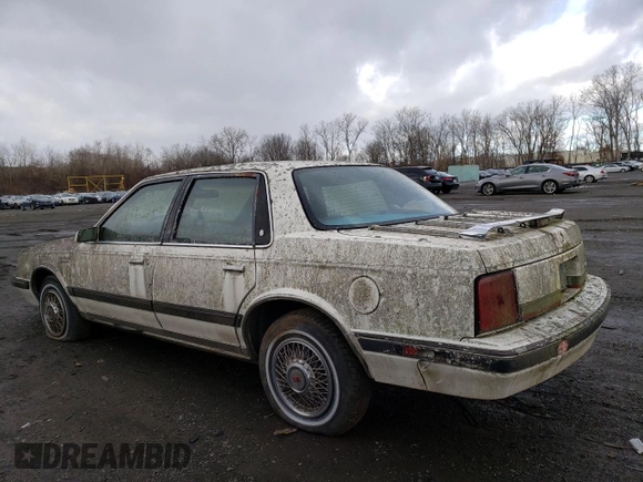 1989 Oldsmobile Cutlass z VIN 1G3AM51W0KG347458, wystawiony jako Copart lot #86949074 z przebiegiem 30 169 mil mil oraz Tytuł czysty. Historia ofert i sprzedaży dostępna na DreamBid. Obrazek 2.