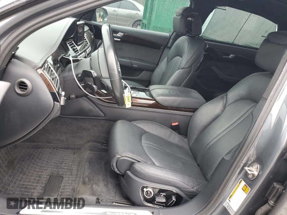 2017 Audi A8 с VIN WAU44AFD3HN017828, выставлен на аукционе Copart как лот 58053175 с пробегом 59 972 миль миль и Списание • Salvage title. История ставок и продаж доступна на DreamBid. Изображение 7.