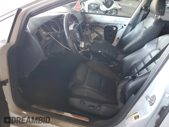 2018 Volkswagen GTI S z VIN 3VW547AU4JM266184, wystawiony jako Copart lot #57341305 z przebiegiem 156 773 mil mil oraz Szkoda całkowita • Salvage title. Historia ofert i sprzedaży dostępna na DreamBid. Obrazek 7.
