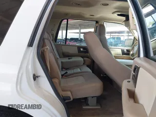 2004 Ford Expedition Special Service with VIN 1FMPU16L14LB22571, listed as a IAAI auction lot 41941673 with 1 mi miles. Bid and sale history available at carsss.com. Image 8.