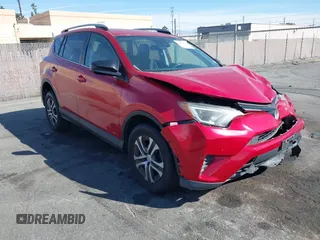 2017 Toyota RAV4 LE z VIN 2T3ZFREV2HW317056, wystawiony jako IAAI lot #41692139 z przebiegiem 66 102 mil mil oraz . Historia ofert i sprzedaży dostępna na DreamBid. Obrazek 1.