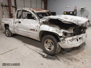 1996 Dodge Ram 1500 with VIN 3B7HC13Y9TG164686, listed as a IAAI auction lot 41398602 with 200,207 mi miles. Bid and sale history available at carsss.com. Image 1.
