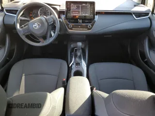2020 Toyota Corolla LE with VIN 5YFEPRAE3LP134088, listed as a Copart auction lot 42796305 with 33,634 mi miles and Salvage Title. Bid and sale history available at carsss.com. Image 8.