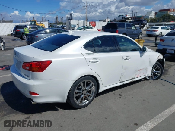 2008 Lexus IS 250 with VIN JTHBK262682064632, listed as a IAAI auction lot 41791958 with 83,184 mi miles. Bid and sale history available at carsss.com. Image 4.
