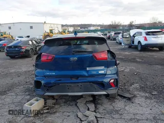 2020 Kia Niro LX with VIN KNDCB3LC9L5360907, listed as a IAAI auction lot 41229033 with 153,833 mi miles. Bid and sale history available at carsss.com. Image 15.