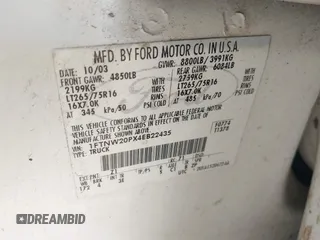 2004 Ford F-250 XL z VIN 1FTNW20PX4EB22435, wystawiony jako IAAI lot #41727810 z przebiegiem 199 800 mil mil oraz . Historia ofert i sprzedaży dostępna na DreamBid. Obrazek 9.
