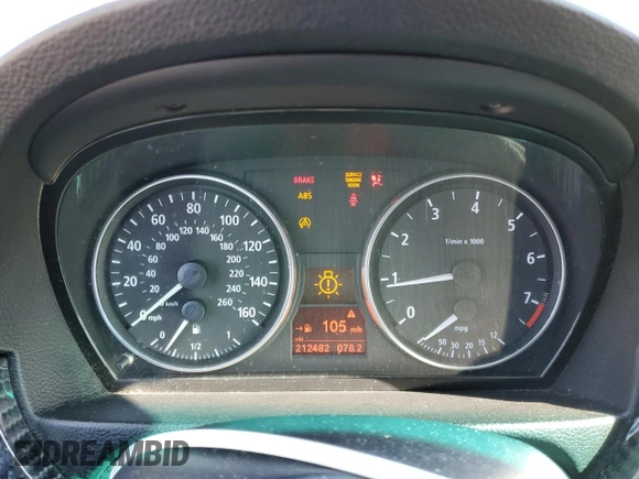 2006 BMW 3 Series 330xi with VIN WBAVD33596KL52250, listed as a Copart auction lot 52297035 with 212,482 mi miles and Non Repairable. Bid and sale history available at carsss.com. Image 9.