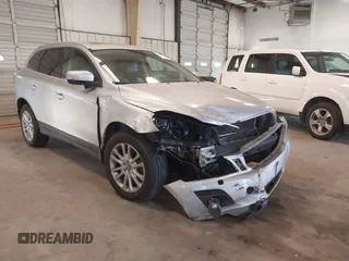 2010 Volvo XC60 3.0T z VIN YV4992DZ6A2032861, wystawiony jako IAAI lot #41348219 z przebiegiem 136 749 mil mil oraz . Historia ofert i sprzedaży dostępna na DreamBid. Obrazek 1.