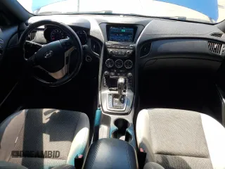 2013 Hyundai Genesis Coupe 2.0T z VIN KMHHT6KD4DU110590, wystawiony jako Copart lot #52810485 z przebiegiem 95 486 mil mil oraz Szkoda całkowita • Salvage title. Historia ofert i sprzedaży dostępna na DreamBid. Obrazek 8.