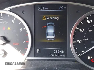 2016 Nissan Sentra SV with VIN 3N1AB7AP5GL637792, listed as a IAAI auction lot 42041580 with 74,373 mi miles and . Bid and sale history available at DreamBid. Image 7.