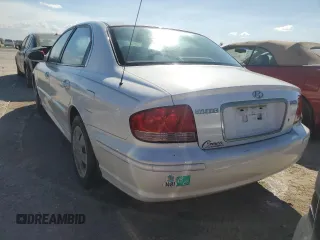 2002 Hyundai Sonata with VIN KMHWF25S82A665767, listed as a Copart auction lot 77455604 with 38,138 mi miles and Non Repairable. Bid and sale history available at carsss.com. Image 6.