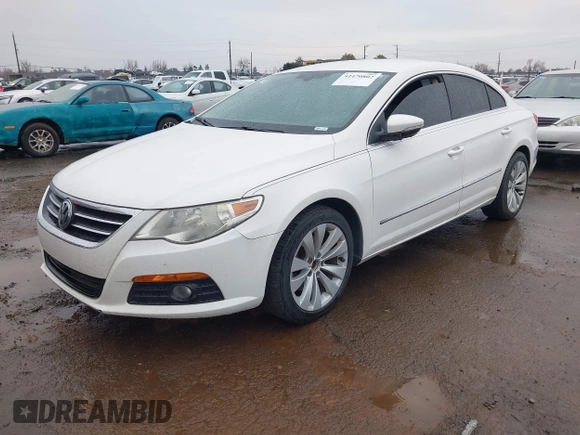 2010 Volkswagen CC Sport with VIN WVWNN7AN6AE552567, listed as a IAAI auction lot 41470802 with 117,539 mi miles. Bid and sale history available at carsss.com. Image 2.