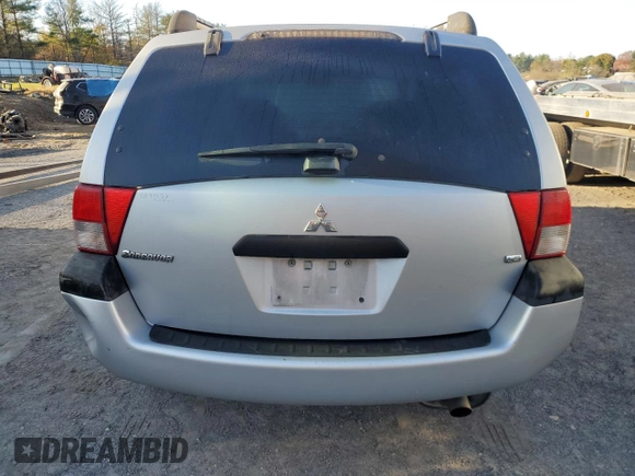 2004 Mitsubishi Endeavor LS with VIN 4A4MM21S64E071349, listed as a Copart auction lot 79135164 with 74,191 mi miles and Clean Title. Bid and sale history available at carsss.com. Image 6.