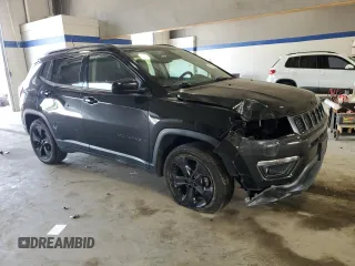 2019 Jeep Compass Altitude z VIN 3C4NJDBB8KT647373, wystawiony jako Copart lot #54104865 z przebiegiem 76 788 mil mil oraz Szkoda całkowita • Salvage title. Historia ofert i sprzedaży dostępna na DreamBid. Obrazek 4.