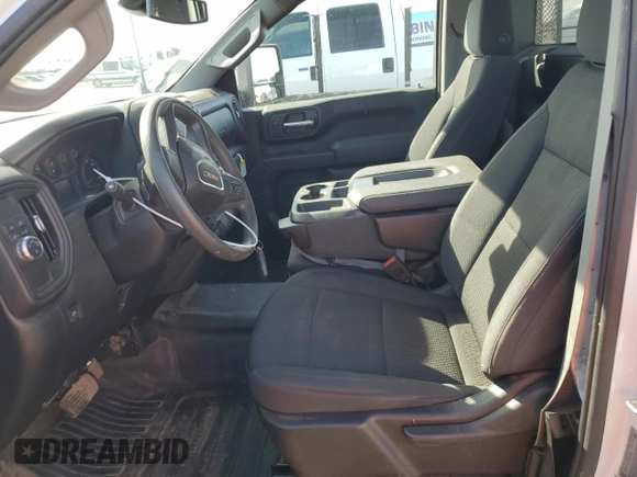 2024 GMC Sierra 1500 with VIN 1GT38LE74RF289925, listed as a Copart auction lot 45566965 with 17,614 mi miles and Salvage Title. Bid and sale history available at DreamBid. Image 7.