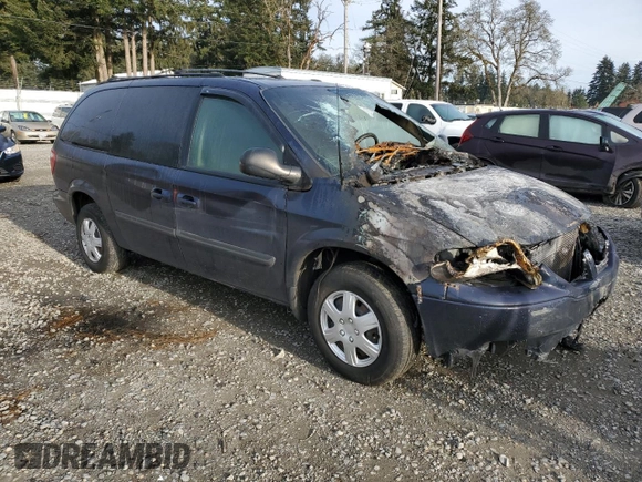 2005 Dodge Caravan with VIN 1D4GP24R25B197329, listed as a Copart auction lot 52169725 with 0 mi miles and Non Repairable. Bid and sale history available at carsss.com. Image 4.