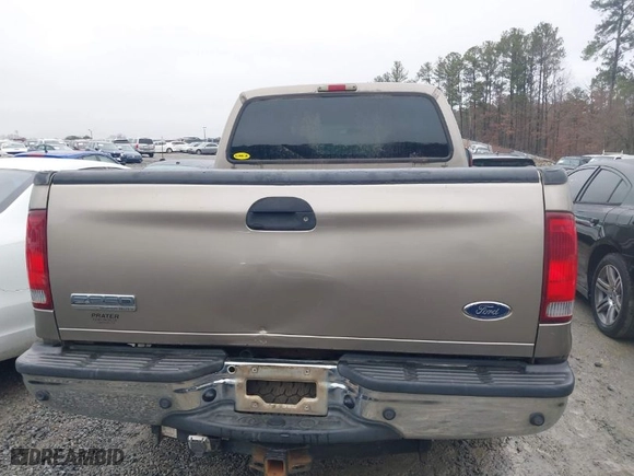 2005 Ford Super Duty F-250 XL with VIN 1FTSW21P45EB65980, listed as a IAAI auction lot 41554238 with 275,000 mi miles. Bid and sale history available at carsss.com. Image 16.