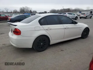 2007 BMW 3 Series 328xi with VIN WBAVC935X7KX53295, listed as a Copart auction lot 45851625 with 184,765 mi miles and Salvage Title. Bid and sale history available at carsss.com. Image 3.